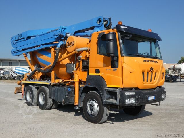 Autobetoniera cu pompă Astra HD9 6450