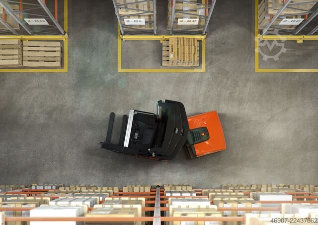 Narrow-aisle forklift  