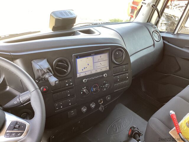 Camión con carrocería personalizada Ford Ford 4x2 Road 1833 Daycab