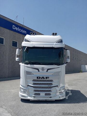 Staðlaður dráttarbíll DAF XG+ 530 euro 6e FULL PNEUM. & Full Opt.