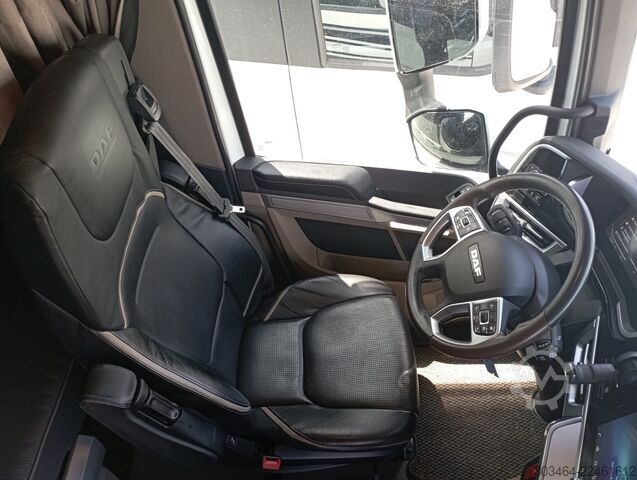Staðlaður dráttarbíll DAF XG+ 530 euro 6e FULL PNEUM. & Full Opt.