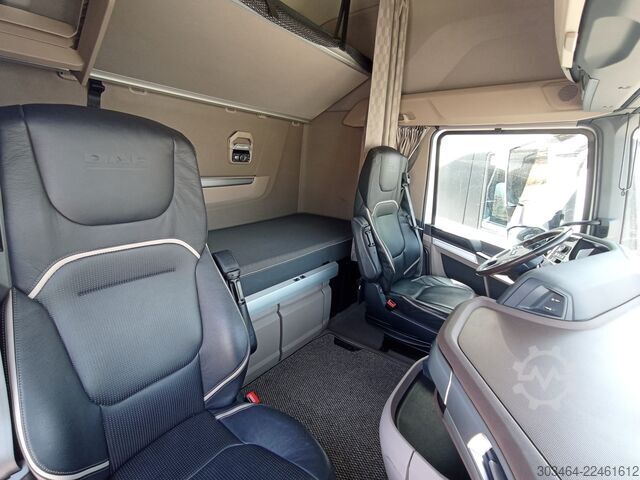 Staðlaður dráttarbíll DAF XG+ 530 euro 6e FULL PNEUM. & Full Opt.