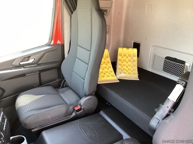 Chasis de camión Ford 8x4 Construction 4145D Low Roof Sleeper