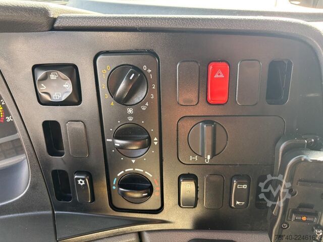 Trasporto refrigerato/congelato Mercedes-Benz Axor 1824 + CARRIER SUPRA 750 + DHOLLANDIA 2000...