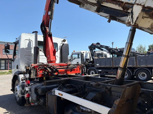 Camião-grua Renault Premium + PALFINGER PK 10000.  2 X EXT.  + REMO...