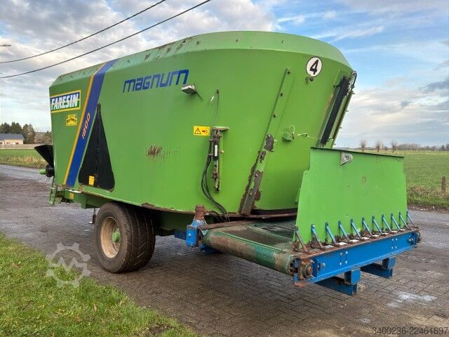 饲料搅拌车 Faresin TMRV-D1800