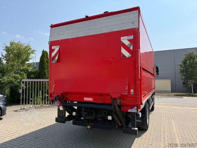 LKW mit Getränkeaufbau MAN TGM 13.290 4x4 Getränke/Seitenlader+LBW/Navi
