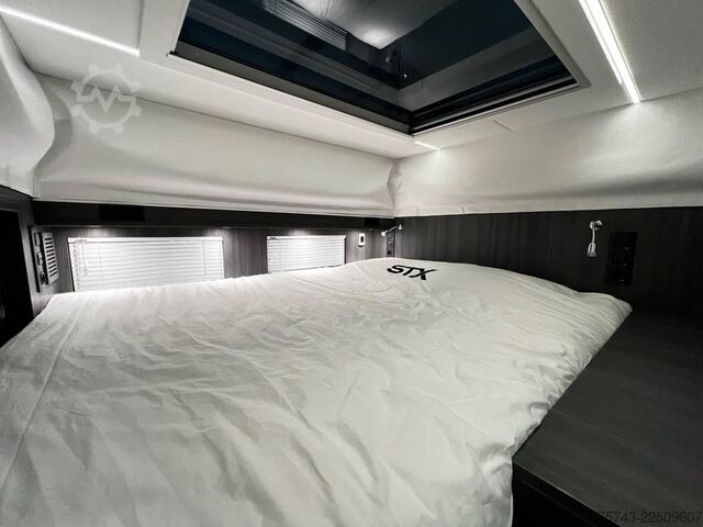Kariloomade veok MERCEDES-BENZ 2651 STX 5 Pferde DOP. POP-OUT+POP-UP  EXKLUSIVE