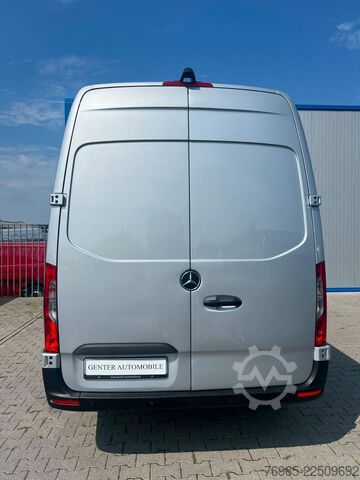 Slēgtais furgons MERCEDES-BENZ Sprinter 315 9G-TR HOCH+LANG KLIMA 3-SITZ KAMERA
