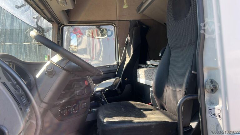 Standard tractor DAF XF 460 (BOITE MANUELLE / MANUAL GEARBOX / PROPRE)