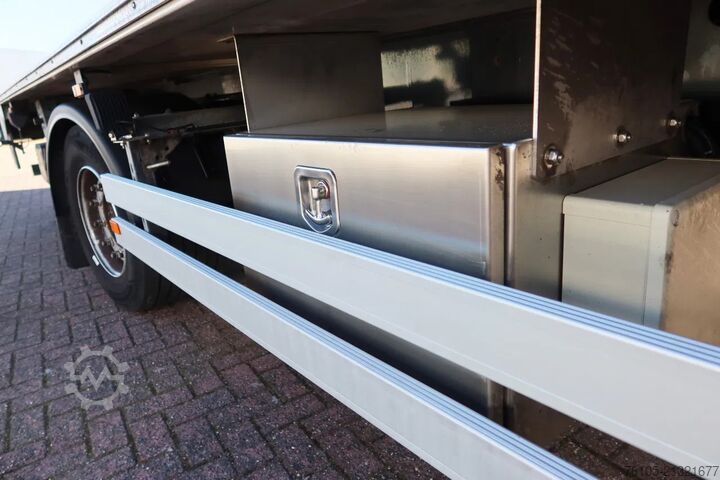 Box body Heiwo City Trailer+Dhollandia klep 2500 kg , Geisolee...