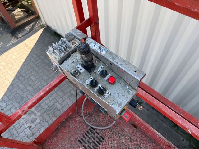 Platform kerja Skyjack SJ8841RT 4x4 Diesel / 14.3 Meter
