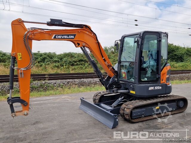 Miniekskavators Develon DX55R-7