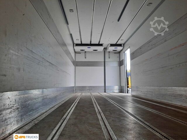 Rashladni kamion RENAULT D 18 WIDE Tiefkühl Carrier 1250 Mt° LBW 2t AHK