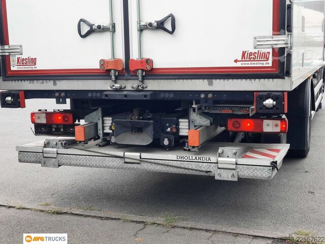 Rashladni kamion RENAULT D 18 WIDE Tiefkühl Carrier 1250 Mt° LBW 2t AHK
