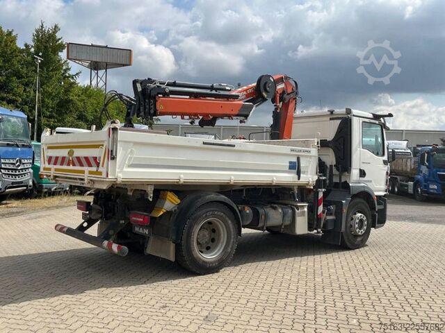 Þrístefnu veltibíll MAN TG-M 18.320 4x2 2-Achs Kipper Kran Atlas 116.4RC
