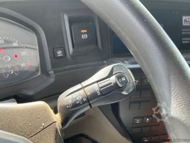 Camión volquete MAN TG-M 18.320 4x2 2-Achs Kipper Kran Atlas 116.4RC