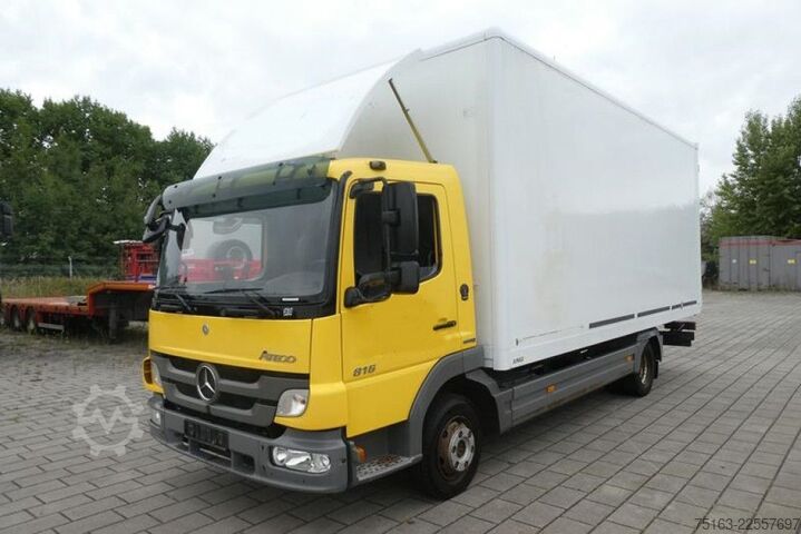 Flokkbíll MERCEDES-BENZ Atego 816 Möbelkoffer