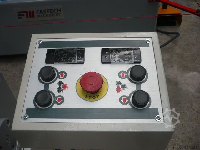 Dobradeira de 3 rolos redondos Fastech FRS 1550 x 140