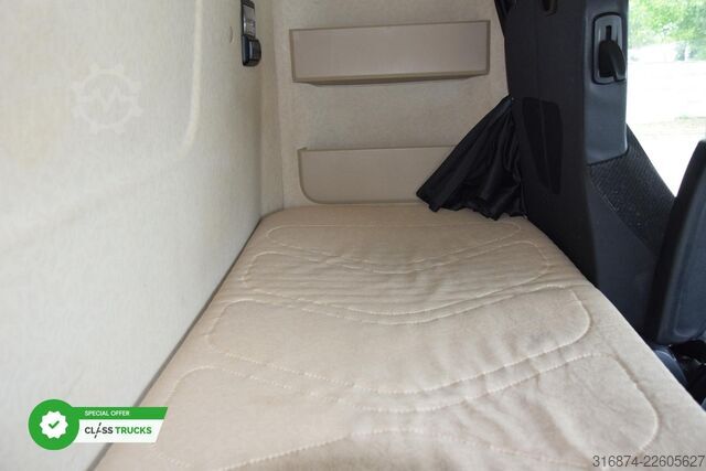 Standardni tegljač MERCEDES-BENZ Actros 5 1845 BigSpace