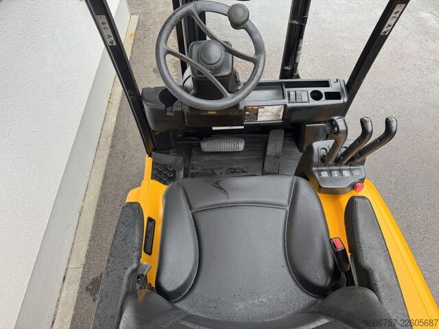 Forklift Yale ERP16VT (SWB)
