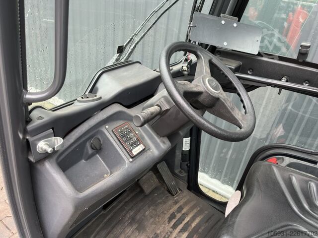 Tow Tractor Linde P80