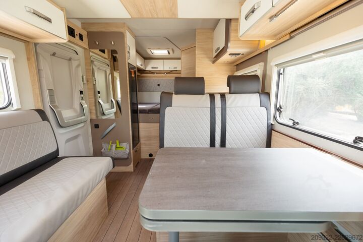 Xe căm trai bán tích hợp Fiat Ducato Weinsberg Carasuite 2020 | Completamente accessoriato|5 posti letto