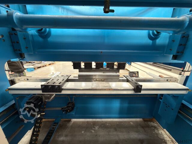 гідравлічний прес для гнуття Edwards Pearson EPT-CNC-ECO-174x3200