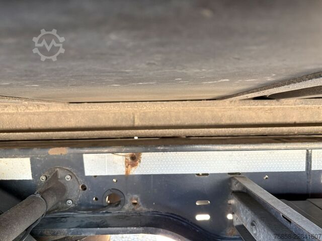 ตัวถังเปลี่ยนได้พร้อมกระบะพื้นเรียบและผ้าใบคลุม Wecon Jumbo XXL Innen 3090 mm Hubdach Verzinkt