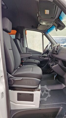 รถมินิบัส MERCEDES-BENZ Sprinter Lord Light 22 Sitzer  Aktionspreis