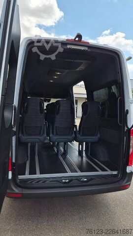 Minibus MERCEDES-BENZ Sprinter 315 VIP Mobility 23 Airlineboden Lage