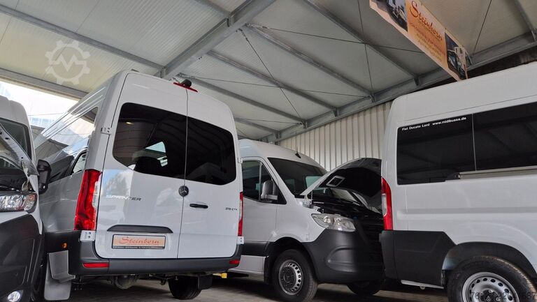 Minibus MERCEDES-BENZ Sprinter 315 VIP Mobility 23 Airlineboden Lage