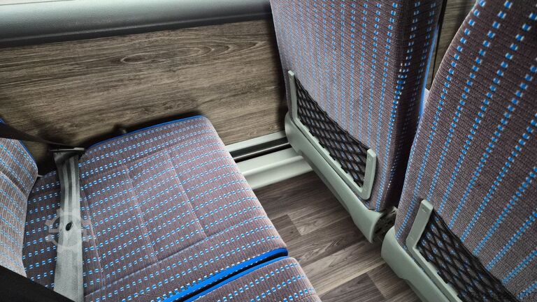 Microbuz IVECO Daily 70 Ferqui Sunrise 34 Plätze COC