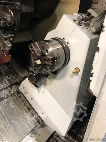 Centru de strunjire și frezare CNC Mori Seiki NL 2500 SY / Bar Loader