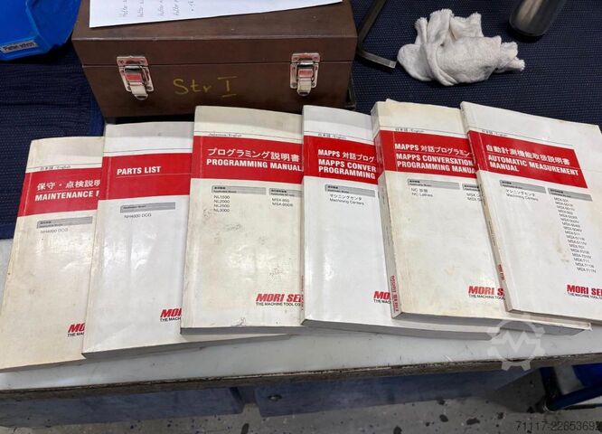 Centru de strunjire și frezare CNC Mori Seiki NL 2500 SY / Bar Loader