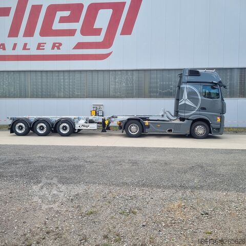 Citi Fliegl SDS 380 Vario V2+ mit Frontausschub