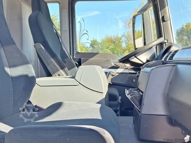 Macara montată pe camion MAN TGS 26.440* PK 18001 - EH A + FUNK* TOPZUSTAND