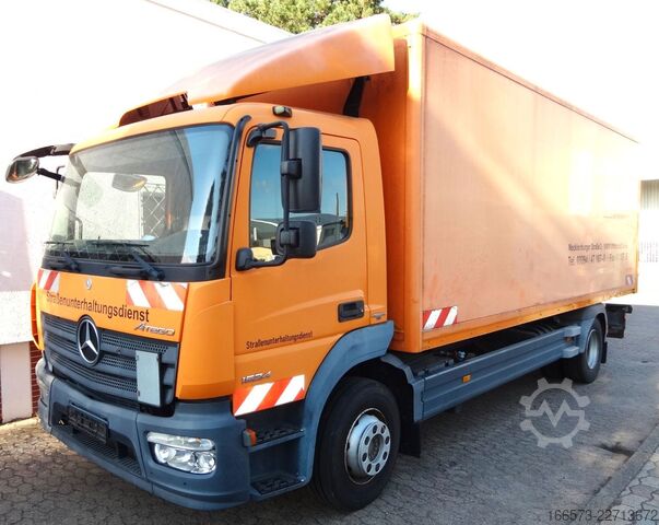 Box truck MERCEDES-BENZ Atego 1524