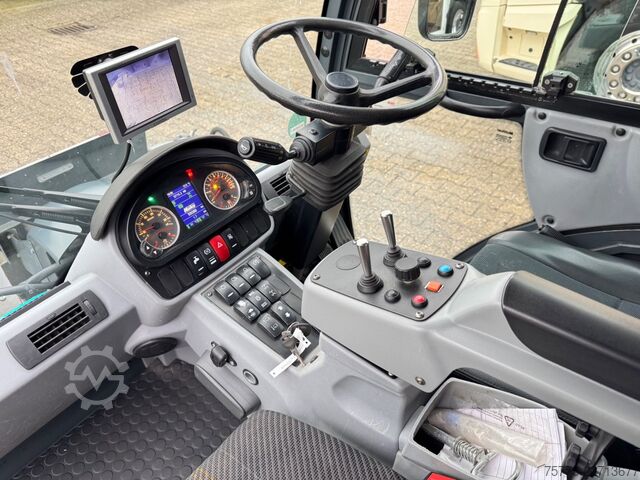 Customized van HAKO Citymaster 2200 Sweeper Kehrmaschine