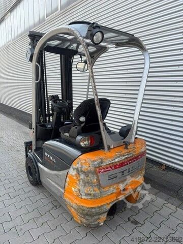 Electric 3-wheel forklift Still RX50-15
