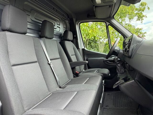 Furgon panel MERCEDES-BENZ Sprinter 317 BlueTEC Lang 2 x Schiebetür Klima