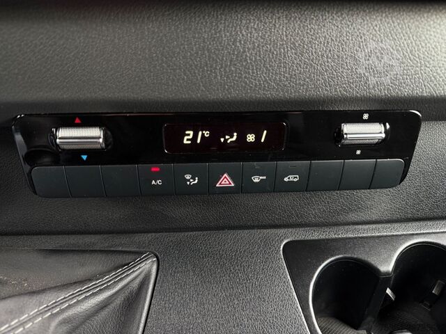 Furgon panel MERCEDES-BENZ Sprinter 317 BlueTEC Lang 2 x Schiebetür Klima