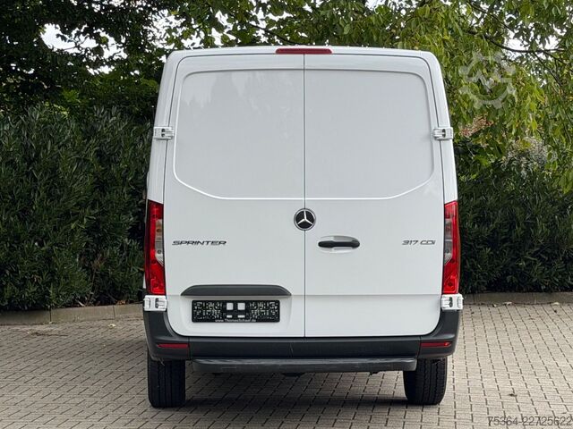 Furgon panel MERCEDES-BENZ Sprinter 317 BlueTEC Lang 2 x Schiebetür Klima
