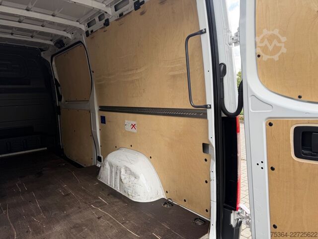Furgon panel MERCEDES-BENZ Sprinter 317 BlueTEC Lang 2 x Schiebetür Klima