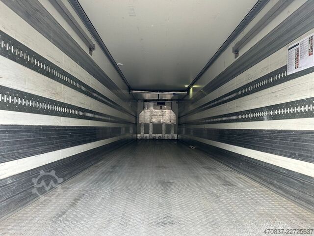 Рефрижераторный полуприцеп KRONE Thermo King SLX E 100 / LBW 2.000 kg / Lenk