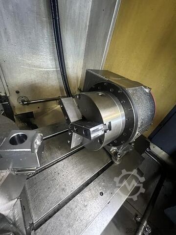 立形マシニングセンタ FANUC Robodrill D21LiB5