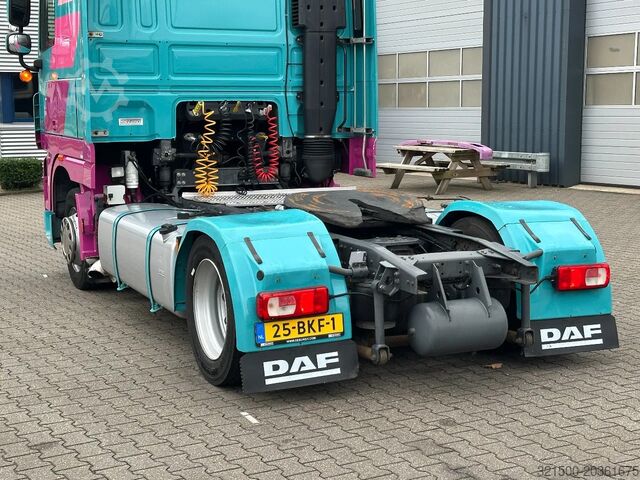 Volume SCM DAF XF 106.460 Mega - Hefschotel - Intarder - 2 Tan...
