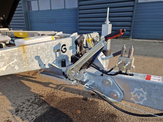 Nuvažiavimo priekabos GOURDON RB 35 TRI-BENNE