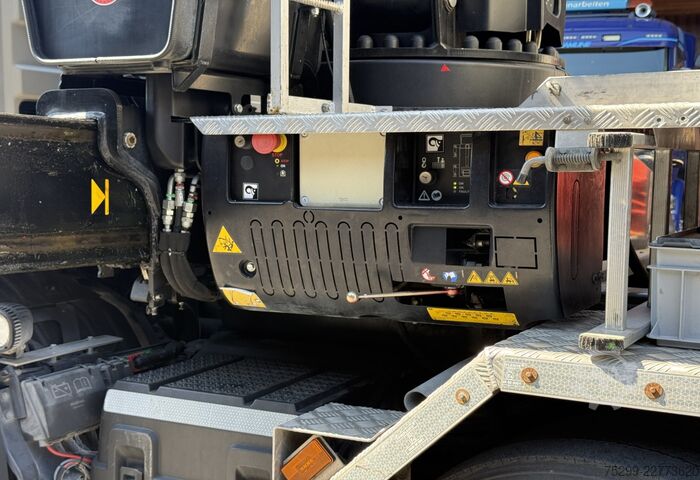 Кран-манипулятор на шасси грузовика EFFER Effer 305/6S / Swiss-Vehicle