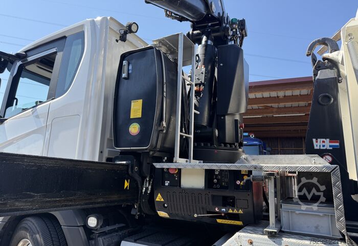 Кран-манипулятор на шасси грузовика EFFER Effer 305/6S / Swiss-Vehicle